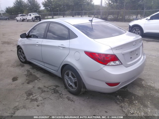 KMHCU4AE0DU350581 - 2013 HYUNDAI ACCENT GLS/SE SILVER photo 3