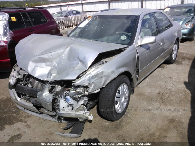 4T1BG22K91U089703 - 2001 TOYOTA CAMRY CE/LE/XLE 银色 照片 2