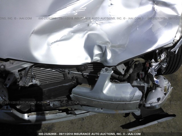 4T1BG22K91U089703 - 2001 TOYOTA CAMRY CE/LE/XLE 银色 照片 6