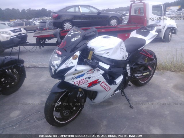 JS1GR7MA1H2101008 - 2017 SUZUKI GSX-R750 WHITE photo 2