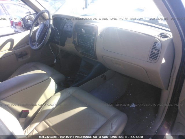 4M2ZU66P7YUJ46588 - 2000 MERCURY MOUNTAINEER  MAROON photo 5