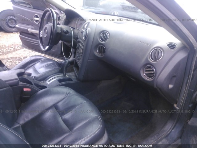 2G2WP582081176382 - 2008 PONTIAC GRAND PRIX BLACK photo 5