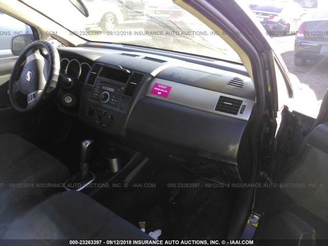 3N1BC13E18L460086 - 2008 NISSAN VERSA S/SL BLACK photo 5