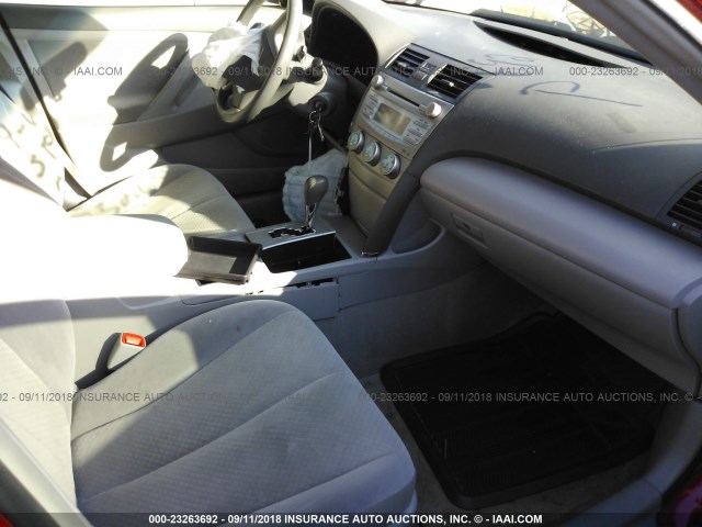 4T1BE46K37U117855 - 2007 TOYOTA CAMRY NEW GENERAT CE/LE/XLE/SE RED photo 5
