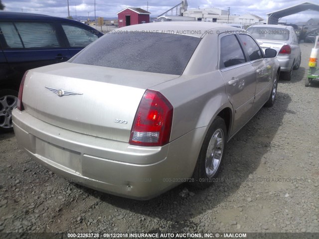 2C3KA43R86H298040 - 2006 CHRYSLER 300 GOLD photo 4