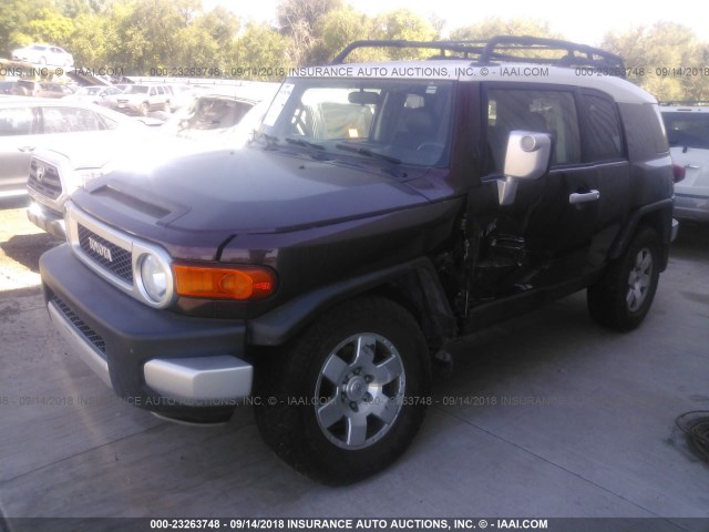 JTEBU11F370095925 - 2007 TOYOTA FJ CRUISER PURPLE photo 2