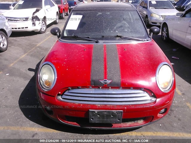 WMWML3C59ATX37163 - 2010 MINI COOPER CLUBMAN RED photo 6