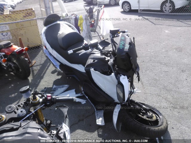 JS1CP51B4H2100022 - 2017 SUZUKI AN650 A WHITE photo 1