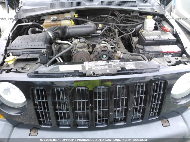 1J4GL38K35W546559 - 2005 JEEP LIBERTY RENEGADE BLACK photo 10