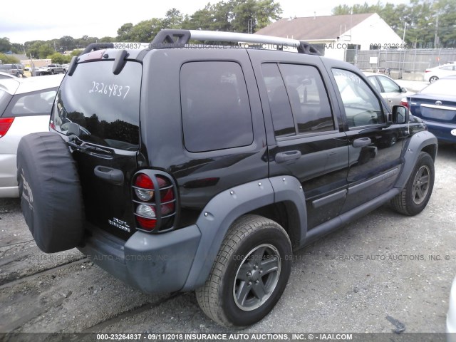 1J4GL38K35W546559 - 2005 JEEP LIBERTY RENEGADE BLACK photo 4