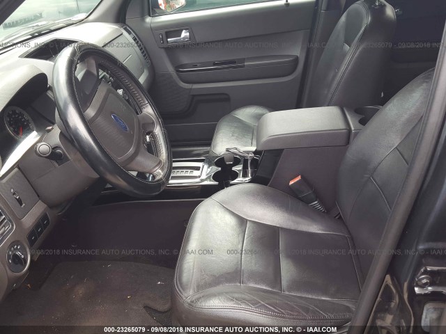 1FMCU94198KA22034 - 2008 FORD ESCAPE LIMITED BLUE photo 5