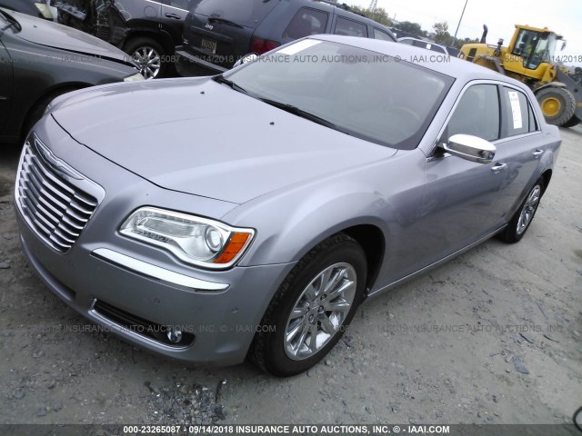 2C3CA5CGXBH522203 - 2011 CHRYSLER 300 LIMITED SILVER photo 2