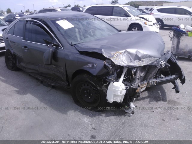 4T4BF3EK2AR034164 - 2010 TOYOTA CAMRY SE/LE/XLE GRAY photo 1