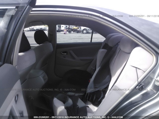 4T4BF3EK2AR034164 - 2010 TOYOTA CAMRY SE/LE/XLE GRAY photo 8