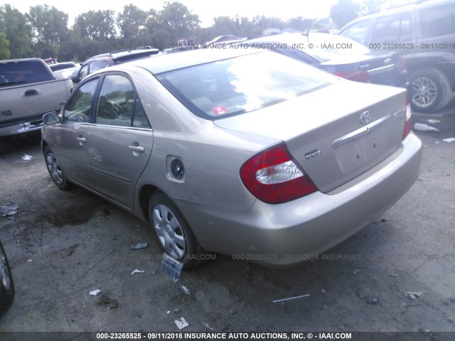 4T1BE32K43U716564 - 2003 TOYOTA CAMRY LE/XLE/SE BEIGE photo 3