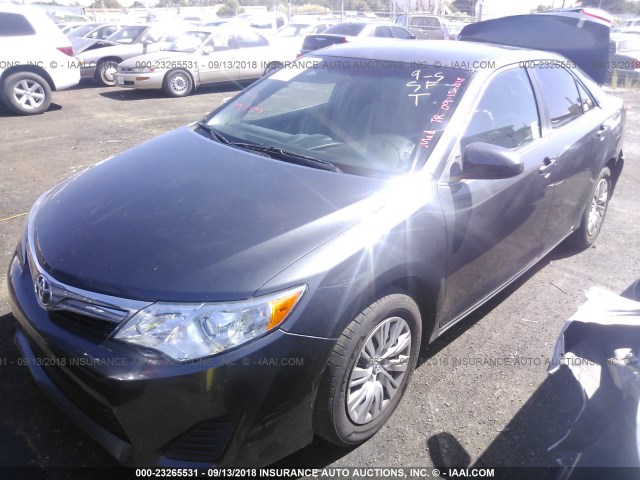4T1BF1FK9CU090991 - 2012 TOYOTA CAMRY SE/LE/XLE 灰色 照片 2