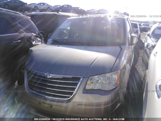 2A8HR54189R627341 - 2009 CHRYSLER TOWN & COUNTRY TOURING TAN photo 2