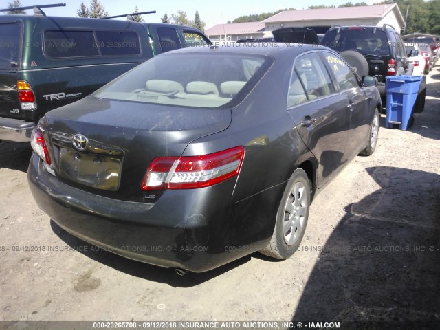 4T4BF3EK6AR023636 - 2010 TOYOTA CAMRY SE/LE/XLE GRAY photo 4