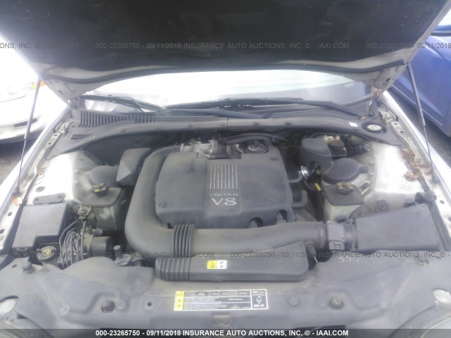 1LNHM87A32Y648520 - 2002 LINCOLN LS 银色 照片 10