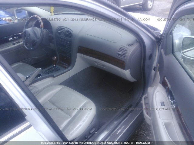 1LNHM87A32Y648520 - 2002 LINCOLN LS 银色 照片 5