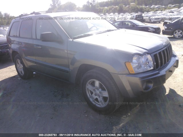 1J8HR48P47C698728 - 2007 JEEP GRAND CHEROKEE LAREDO/COLUMBIA/FREEDOM 银色 照片 1