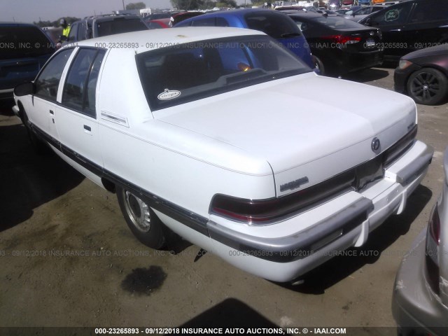 1G4BN52P0SR406369 - 1995 BUICK ROADMASTER WHITE photo 3