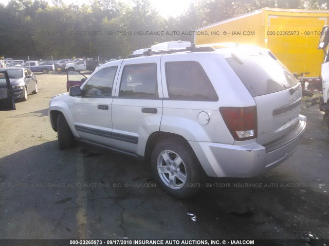 1J8GR48K85C600720 - 2005 JEEP GRAND CHEROKEE LAREDO/COLUMBIA/FREEDOM 银色 照片 3
