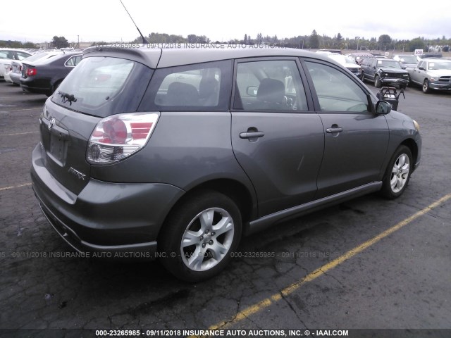 2T1LR32E25C367542 - 2005 TOYOTA COROLLA MATRIX XR GRAY photo 4