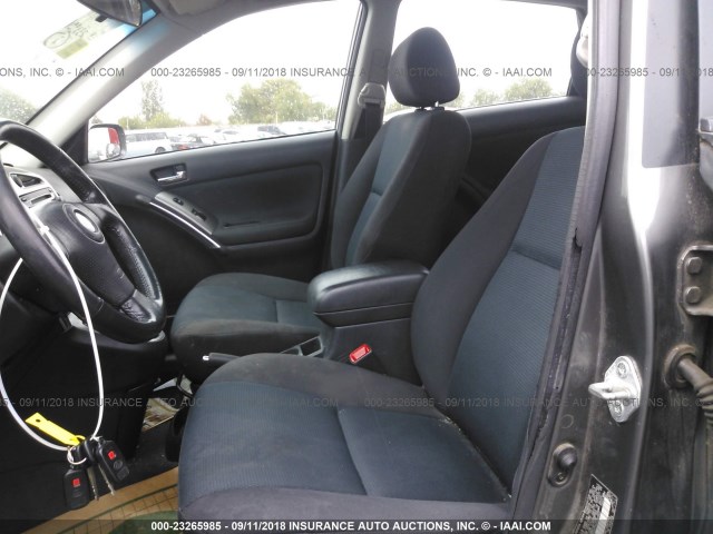 2T1LR32E25C367542 - 2005 TOYOTA COROLLA MATRIX XR GRAY photo 5