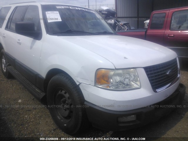 1FMPU15LX4LB02157 - 2004 FORD EXPEDITION XLT WHITE photo 1