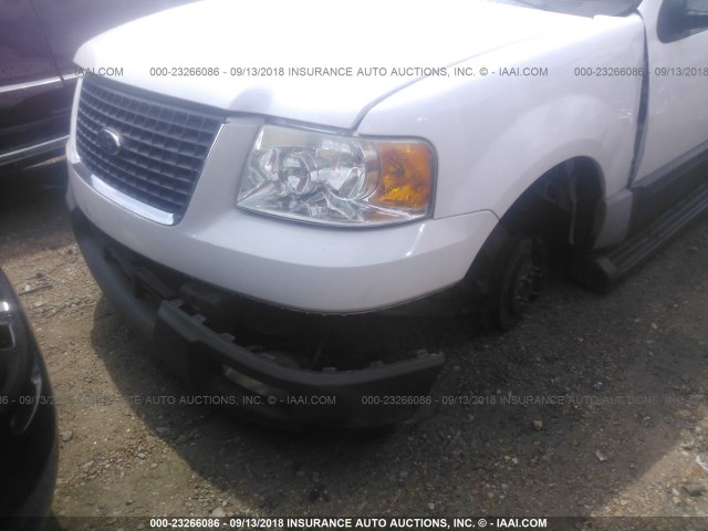 1FMPU15LX4LB02157 - 2004 FORD EXPEDITION XLT WHITE photo 6