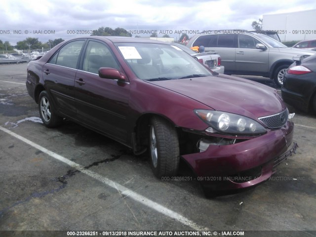 4T1BE32K05U080017 - 2005 TOYOTA CAMRY LE/XLE/SE Қызыл фото 1