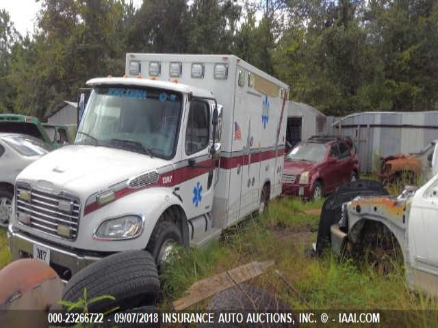 1FVACWDK1ADAN7822 - 2010 FREIGHTLINER M2 106 MEDIUM DUTY WHITE photo 2