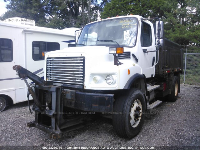 1FVAC3DJ85HU35250 - 2005 FREIGHTLINER M2 106 HEAVY DUTY WHITE photo 2