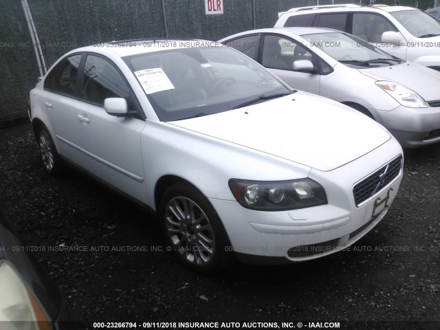 YV1MS382X62178766 - 2006 VOLVO S40 2.4I WHITE photo 1