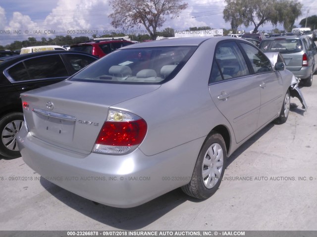 4T1BE32K06U695975 - 2006 TOYOTA CAMRY LE/XLE/SE Күміс фото 4