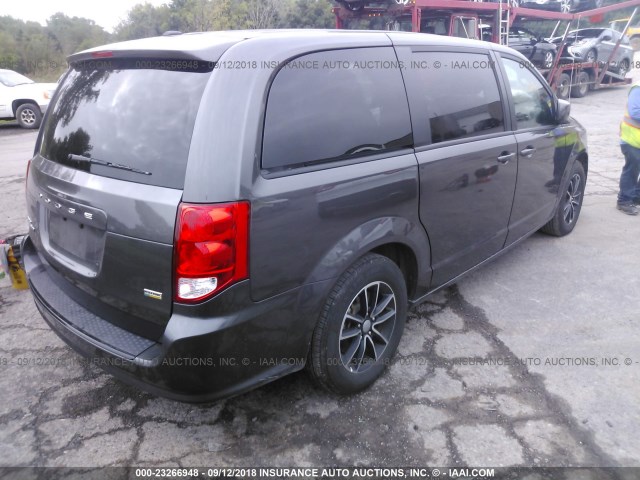 2C4RDGBG8JR220590 - 2018 DODGE GRAND CARAVAN SE GRAY photo 4