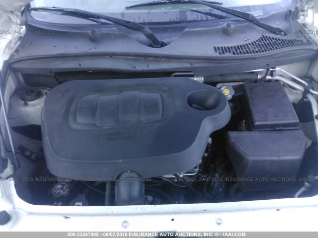 3GNCA13DX8S695212 - 2008 CHEVROLET HHR LS WHITE photo 10