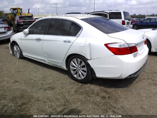 1HGCR2F78FA076508 - 2015 HONDA ACCORD WHITE photo 3