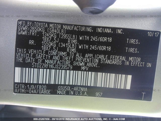 5TDZZRFH6JS239579 - 2018 TOYOTA HIGHLANDER LE/LE PLUS SILVER photo 9