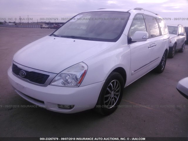 KNDMH4C78B6385897 - 2011 KIA SEDONA EX WHITE photo 2