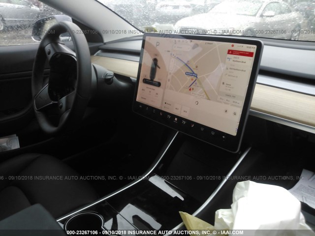 5YJ3E1EAXJF018871 - 2018 TESLA MODEL 3 ნაცრისფერი ფოტო 5