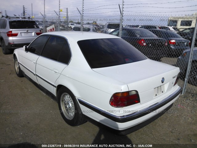 WBAGF6323SDH05965 - 1995 BMW 740 I AUTOMATIC WHITE photo 3