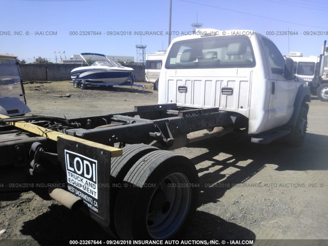 1FDUF5GY8CED19447 - 2012 FORD F550 SUPER DUTY WHITE photo 4