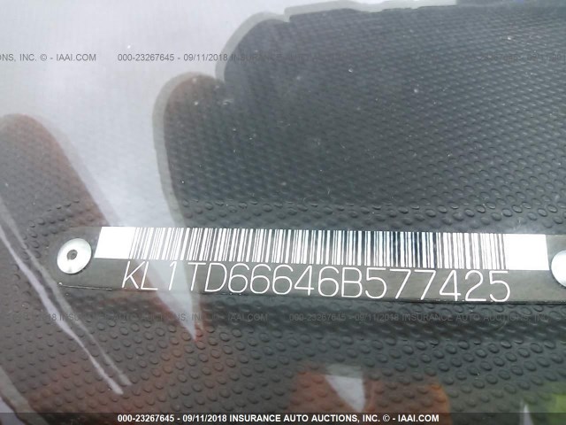 KL1TD66646B577425 - 2006 CHEVROLET AVEO LS BLUE photo 9