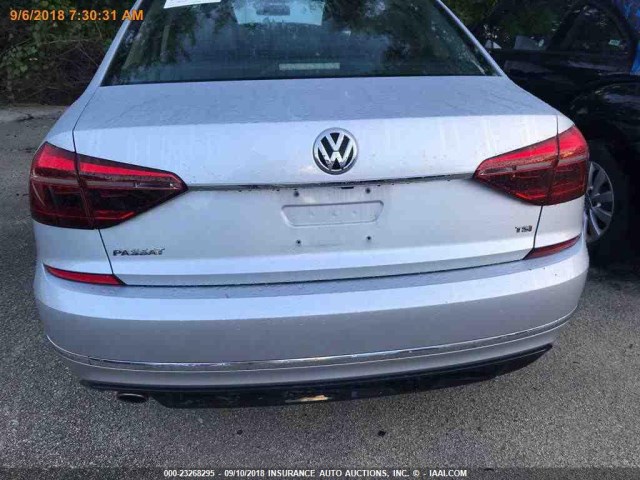 1VWDT7A33HC026190 - 2017 VOLKSWAGEN PASSAT R-LINE Gümüş foto 11