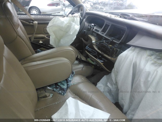 1LNLM81W7VY641721 - 1997 LINCOLN TOWN CAR EXECUTIVE GREEN photo 5