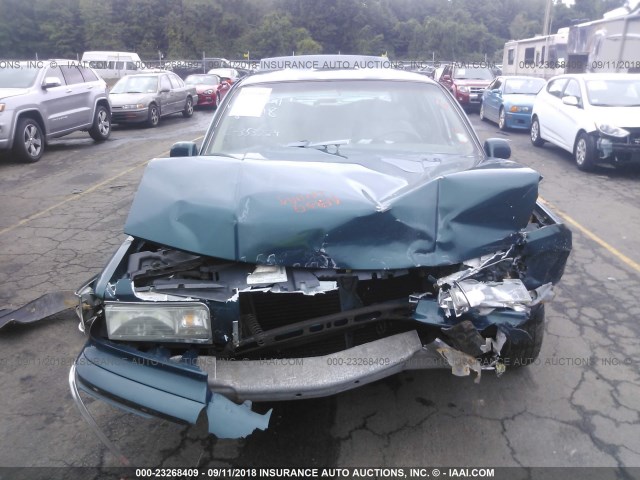 1LNLM81W7VY641721 - 1997 LINCOLN TOWN CAR EXECUTIVE GREEN photo 6