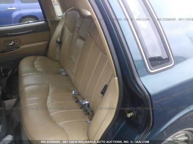 1LNLM81W7VY641721 - 1997 LINCOLN TOWN CAR EXECUTIVE GREEN photo 8