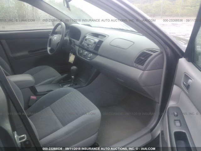 4T1BE30K76U723967 - 2006 TOYOTA CAMRY LE/XLE/SE 灰色 照片 5